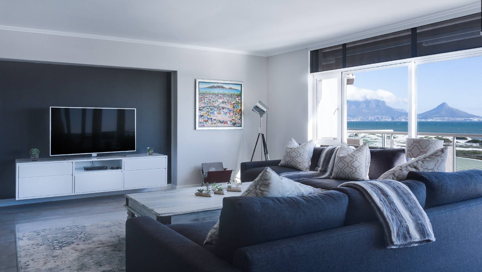 room-img